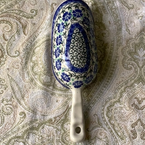 Beautiful hand painted ceramic Polish ladle, 8 7/8”. Blue and green colors. - Picture 2 of 7